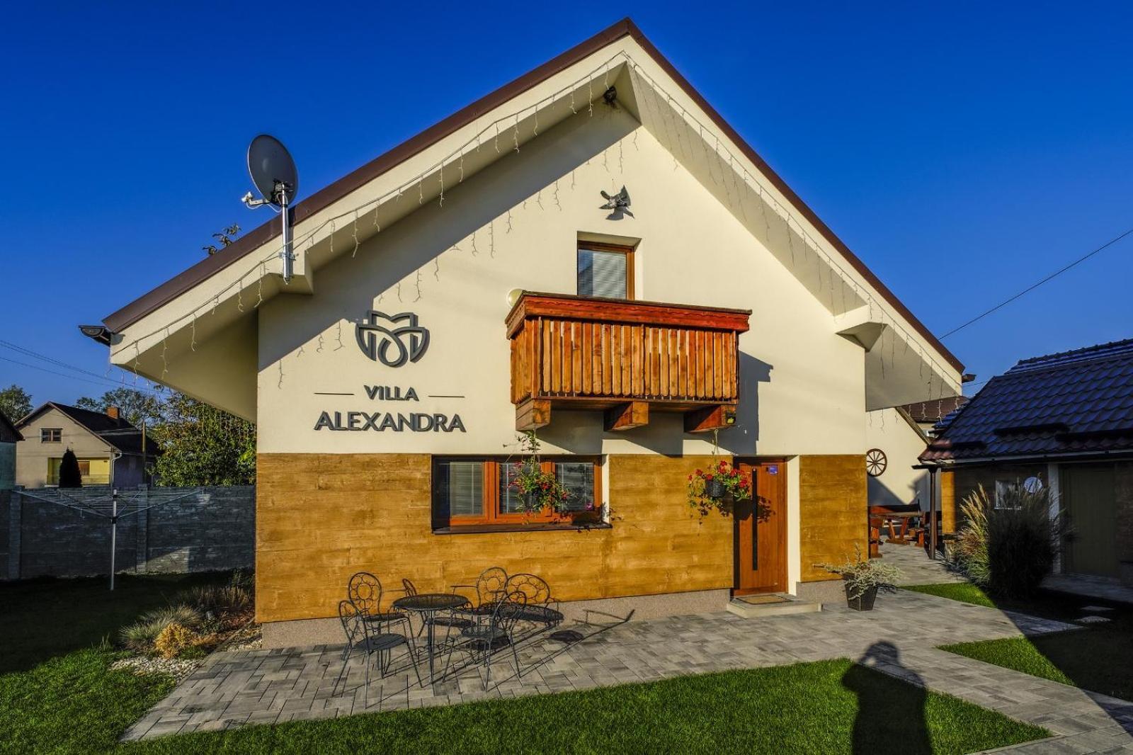 Villa Alexandra Bešeňová Exterior foto