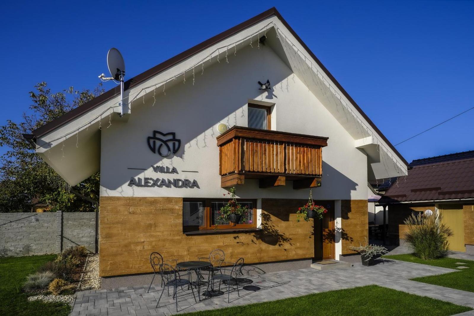 Villa Alexandra Bešeňová Exterior foto